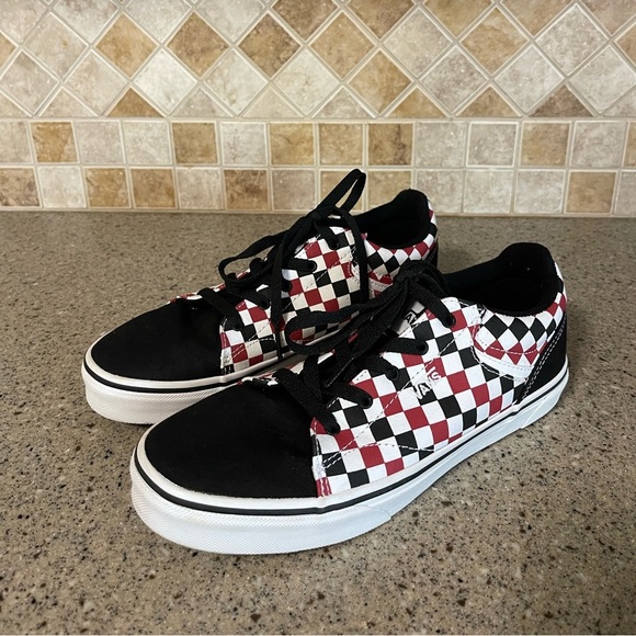 Vans Other - Vans Black and Red Checkerboard Sneaker Youth Size 7 Women’s Size 8.5
